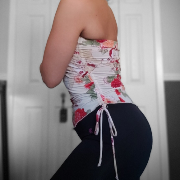 Strapless Top - Picture 3 of 4